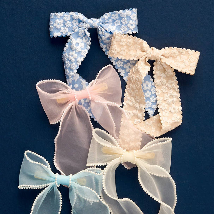 Flower Scallop Hair Bow-Champagne