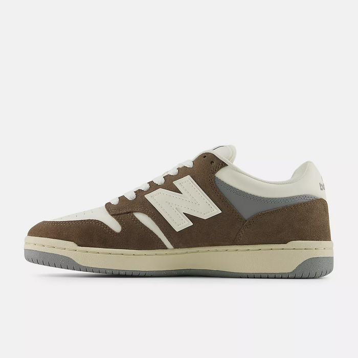 480 Trainer in Cortado