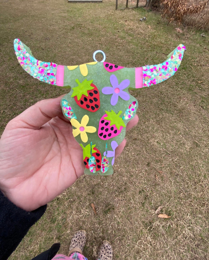 Berry Flower Aztec Bull Freshie