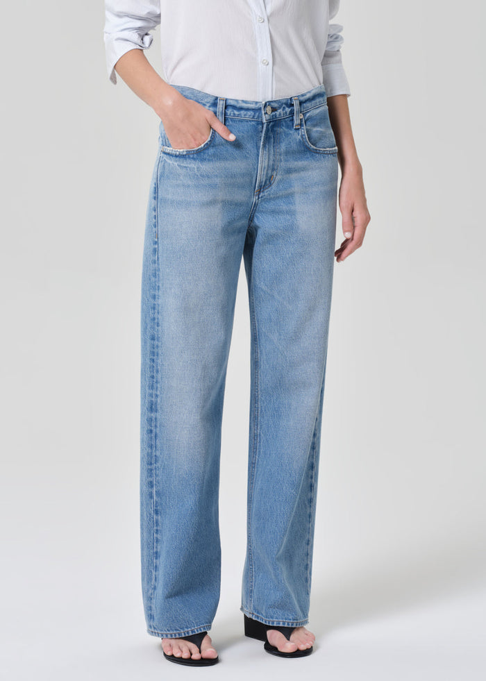 Citizens of Humanity Lindz Easy Straight Crop Jean in Cupid