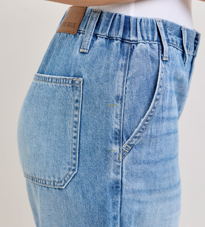 Lizzie - HW Featherweight Baggy Elastic Judy Blue Jeans
