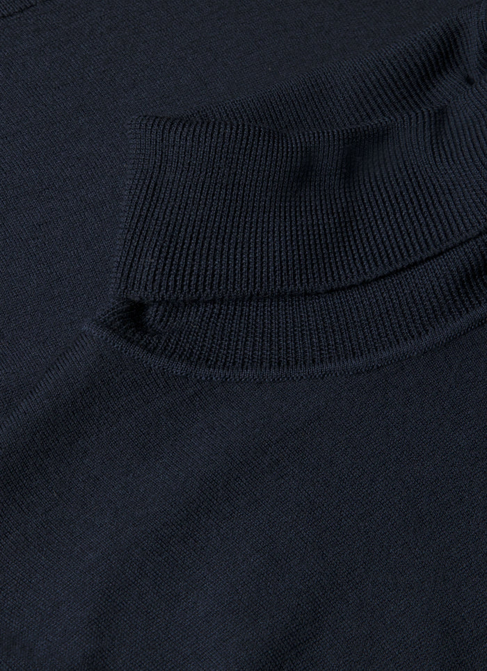 Men's Extra-Fine Merino Roll Neck Jumper in Navy