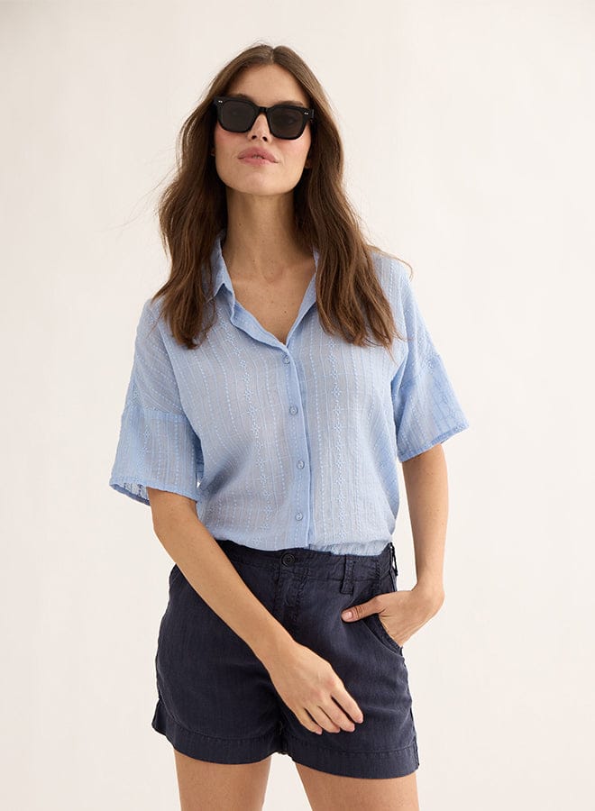 DARA CLEAN FRONT SHORT