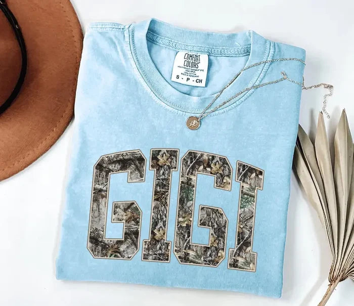 Personalized Mama Shirt Comfort Colors®