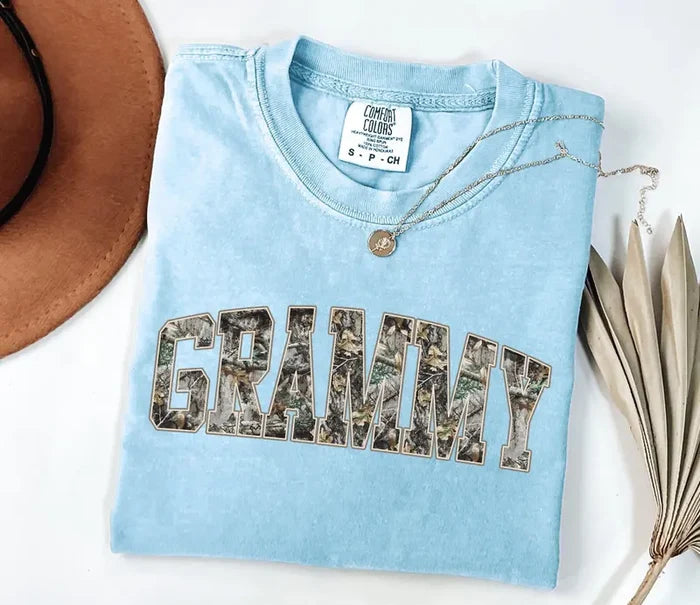 Personalized Mama Shirt Comfort Colors®