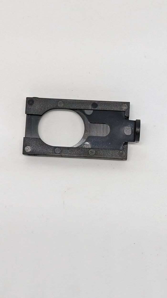 Pilot rc wing lock system for 35cc planes