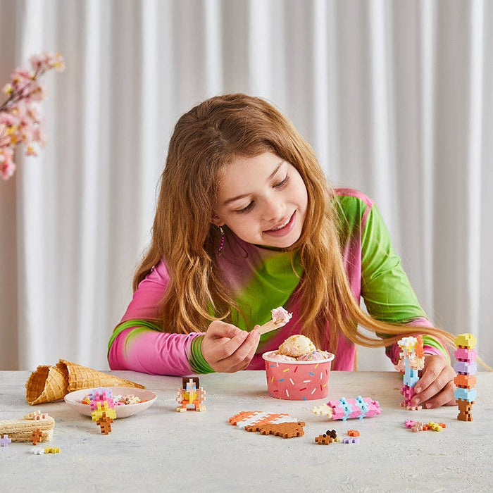 Plus-Plus USA Learn to Build Ice Cream Shop