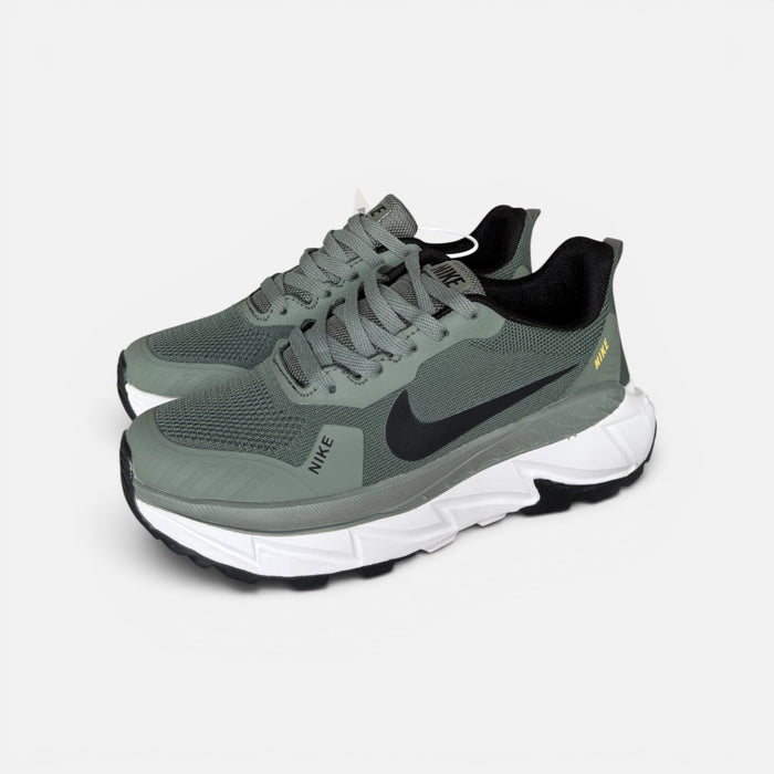 Nike R7700