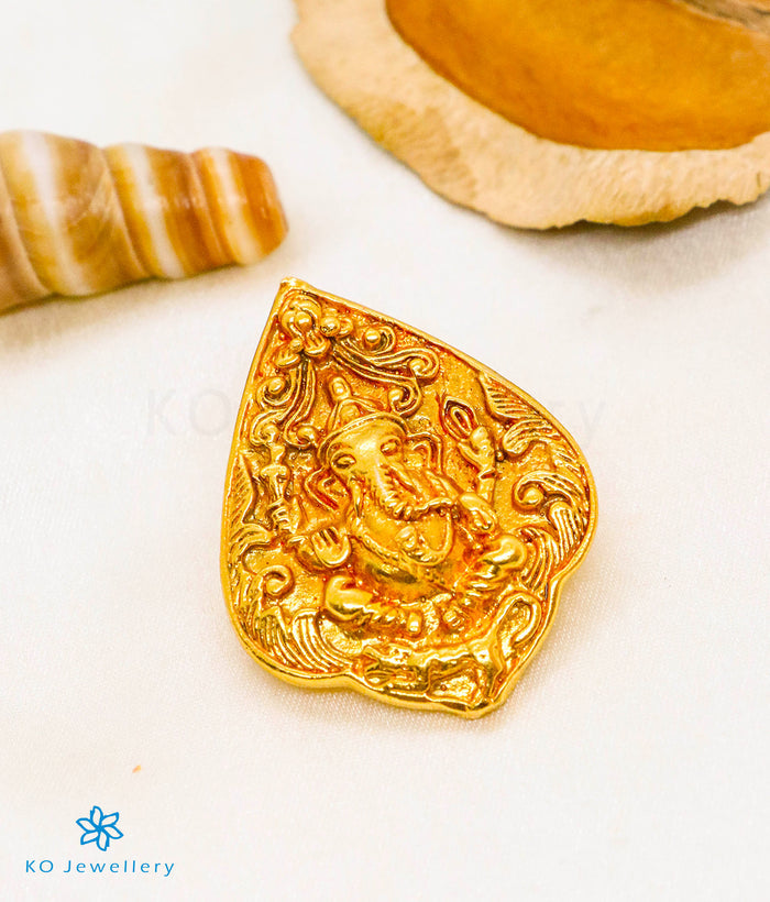 The Bhupati Silver Pendant/Brooch